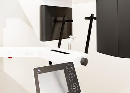 歯科用CTを使用した精密な治療