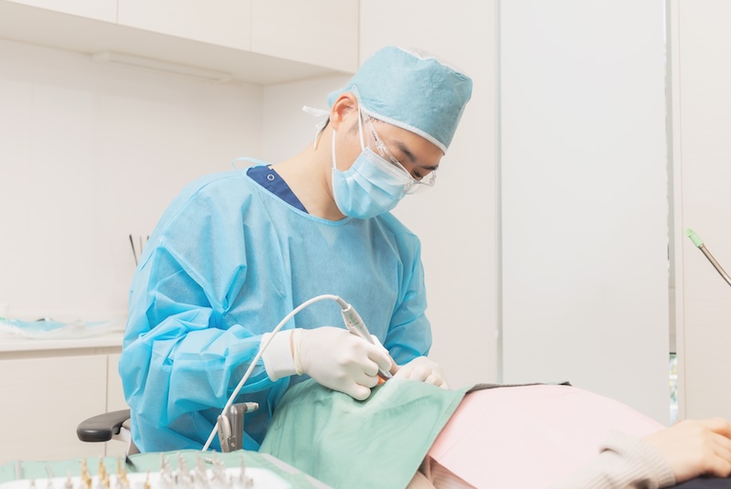 治療後に生じる可能性のある出血や痛みについて